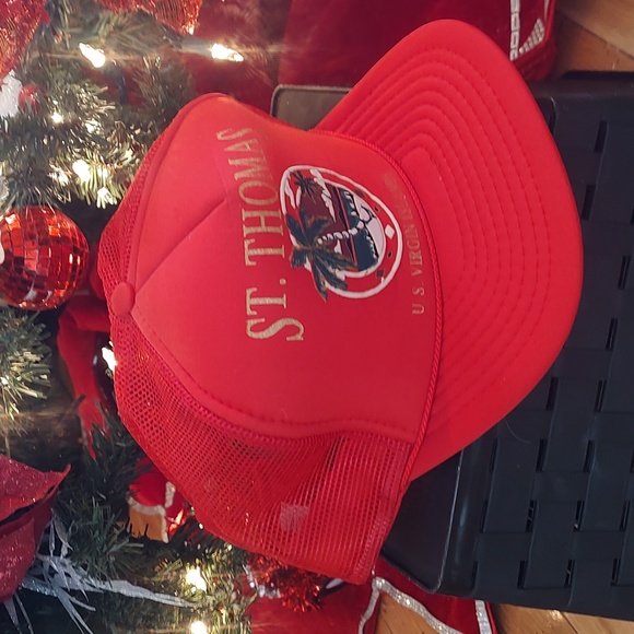 St. Thomas HAT - Picture 3 of 7